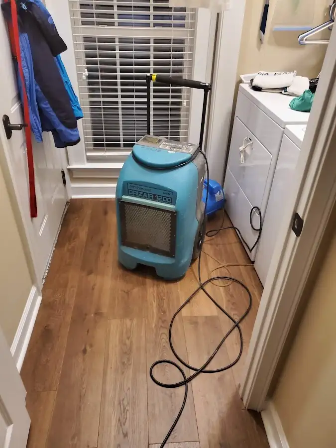 Commercial dehumidifier deployed for Flood Damage Cleanup in Tehaleh